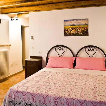 Al Castello Guest house *